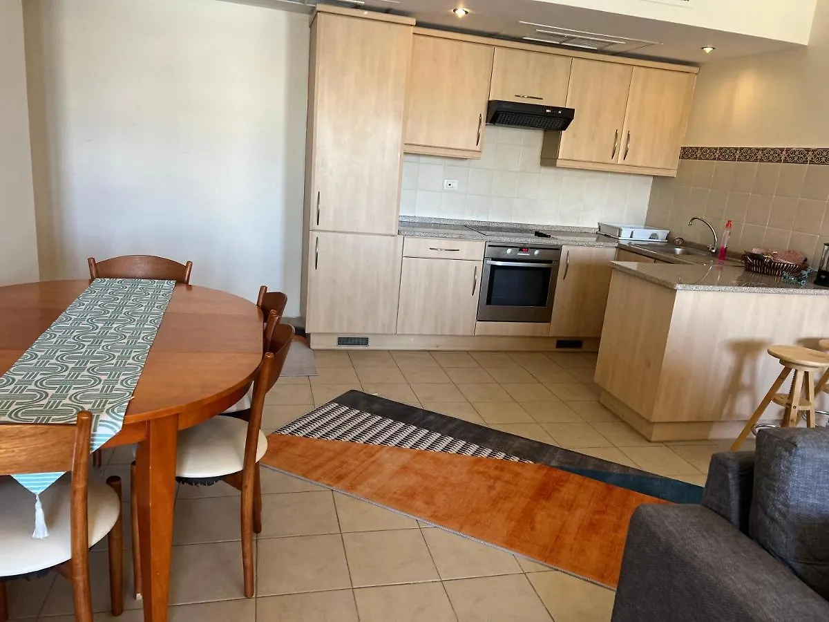 Marina Apartment 2 Άκαμπα